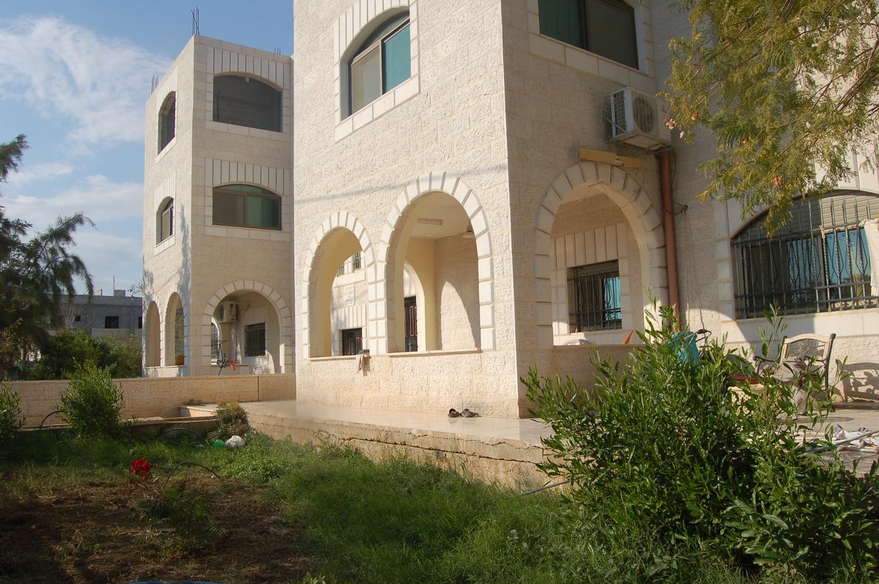 Jericho Waleed'S Hostel Esterno foto